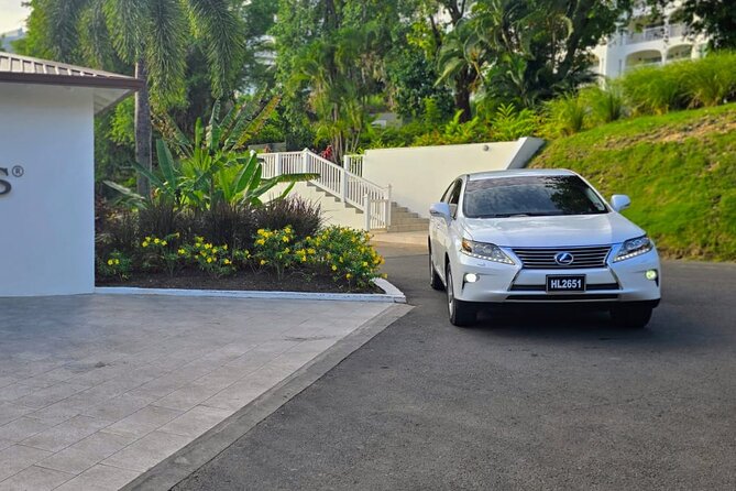 Airport Transfer to Secrets Resort and Spa (Round Trip) - Finding the driver at Hewanorra Airport