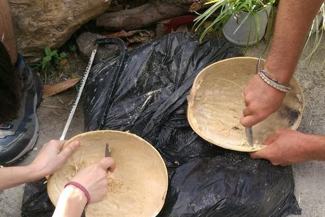 DIY Craft Your Own wooden Bowl : from a calabash fruit! - Turning a calabash fruit into a personal souvenir