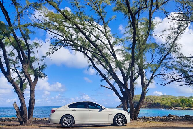 First Class Private Transfers from UVF Airport To Any SANDALS Resort (Roundtrip) - From UVF arrivals to your Sandals resort