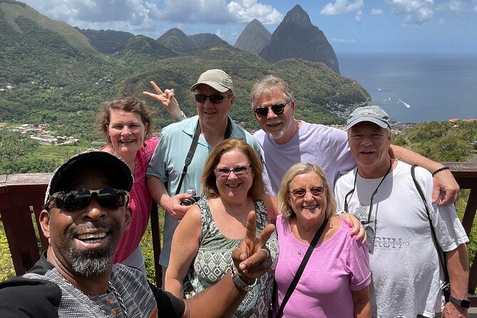 Good Vibes Tours with Dannyboy & Co. – Private Island Experiences - The guides make the long drive easier