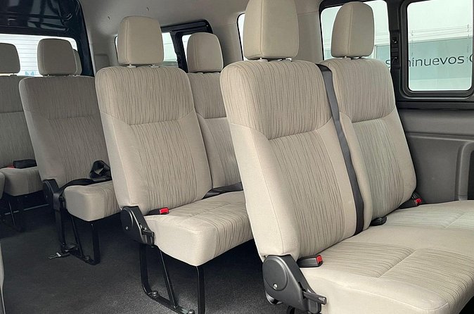 Hewanorra International Airport Shared Transfer Roundtrip - What the drivers add to the ride