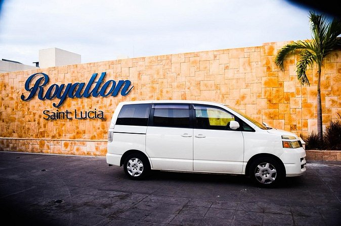 Hewanorra International Airport (UVF) Shuttle One-Way - Air conditioning and a private vehicle