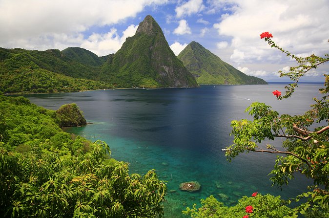 Hop & Drop Soufriere Transfer - Returning north with Marigot Bay views
