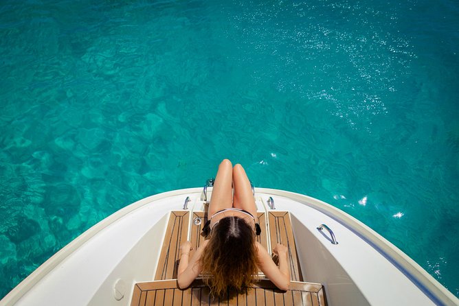Luxury Seafood Cruise St. Lucia From Castries - A three-course seafood lunch prepared on board