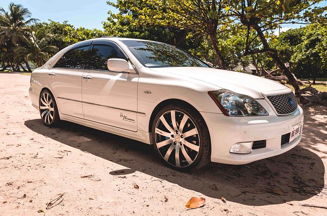 Private Car Service - The value of $290 for up to four people