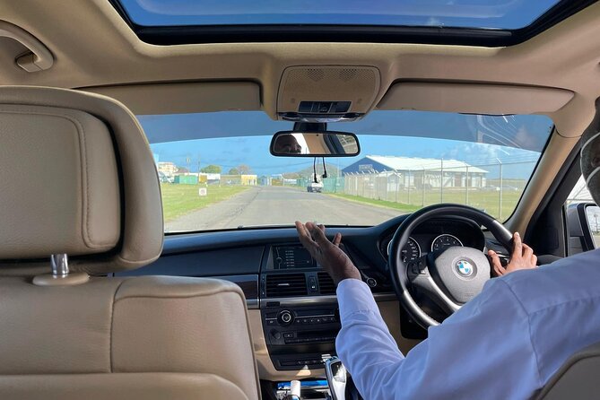 Private Luxury Hewanorra International Airport Transfer | UVF | Round-trip| - A private arrival at Hewanorra International Airport