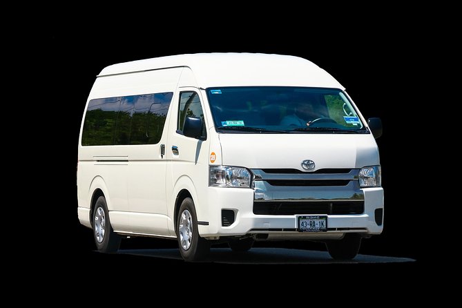 Private Round-Trip Transfer: Saint Lucia International Airport - What the driver adds to the experience