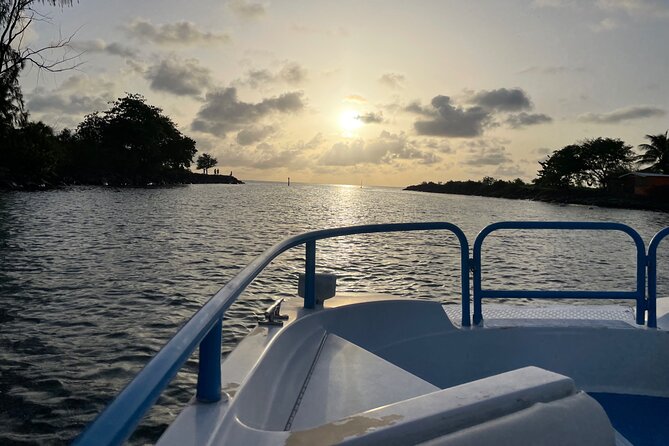 Private Sunset and Snorkel Cruise - Captain Cornell sets the tone