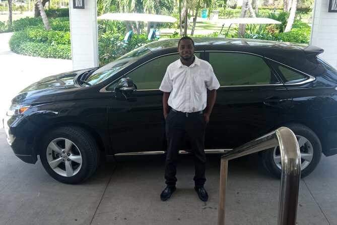 Round Trip St. Lucia Private Airport Transfers - UVF - Key points to know before booking