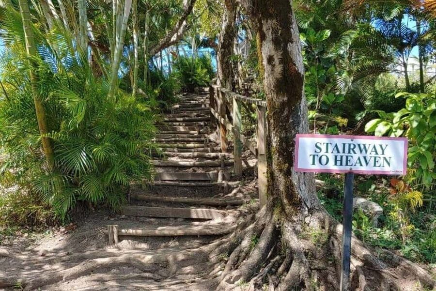 Saint Lucia: Tet Paul Nature Trail Hiking Tour & Beach - The long road to Tet Paul Nature Trail