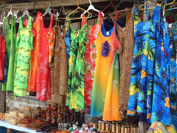 Shopping Spree in St Lucia - The local craft market and handmade choices