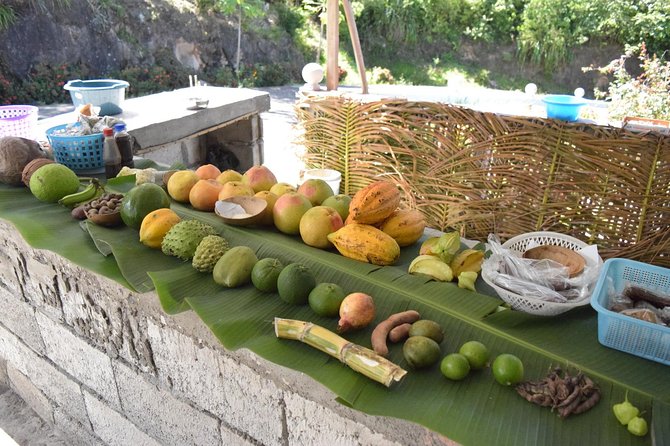 Soufriere Tour - Sulphur Springs, mud baths, and hot water