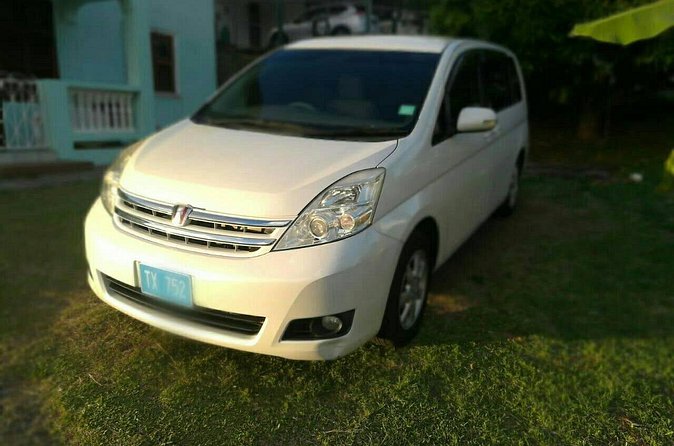 St Lucia Airport Transfer to ANY Bay Gardens location - Price and value at $74 per person