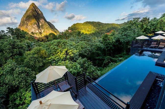 St Lucia Airport Transfer to Hotel Chocolat - What the arrival sequence looks like