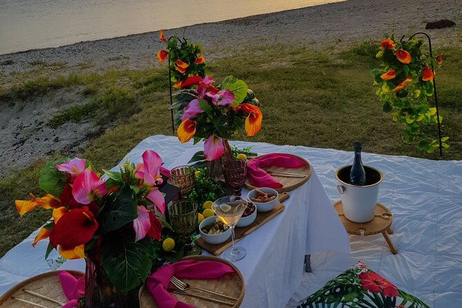 St Lucia Beachfront Sunset Picnics - Who will enjoy this most
