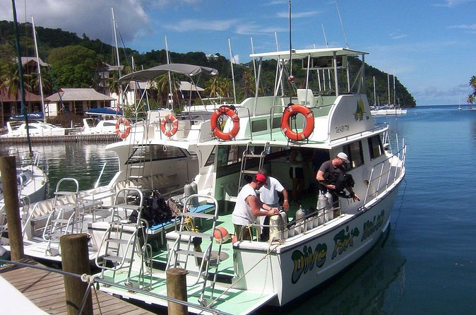 St Lucia Beginner Scuba Diving Tour - The boat ride along St Lucia’s sheltered west coast