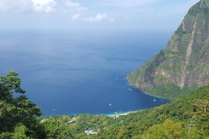 St Lucia Castries to Pitons Tour - Diamond Falls Botanical Gardens and the waterfall