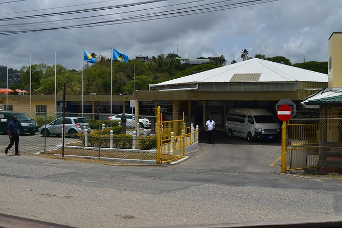 St Lucia Ground Transportation- Hotel and Airport Transfers UVF - Comfort details that matter