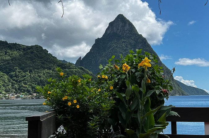 St Lucia Transport from Hewanorra Airport Private Transfer - Scenic stops and the first look at the island