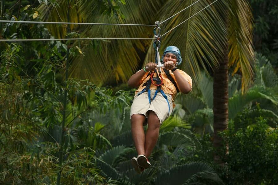 St Lucia Ultimate 3 Package: Aerial Tram Zip Line & Hiking - The return tram brings the day back down