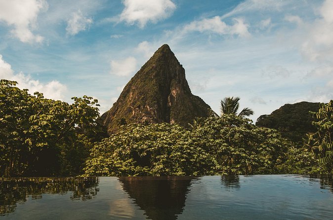 St. Lucia West Coast Airport Transfer - See The Pitons - Drivers who make the road easier