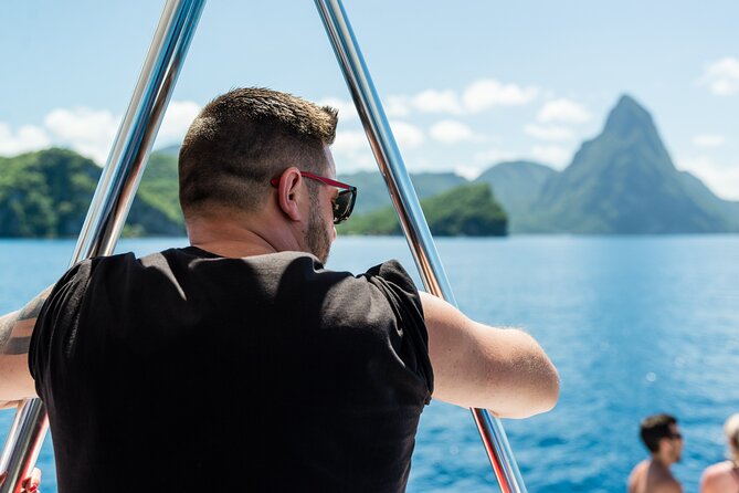 Tet Paul Hike & Soufriere Catamaran Experience - The return route through Marigot Bay